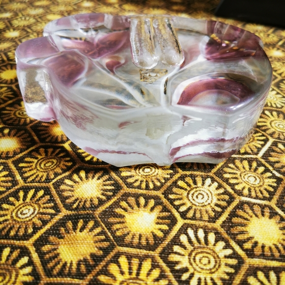 Walther Kristallglas Frosted Glass Solifleur Bud Vase with Pink Flowers - Picture 8 of 16